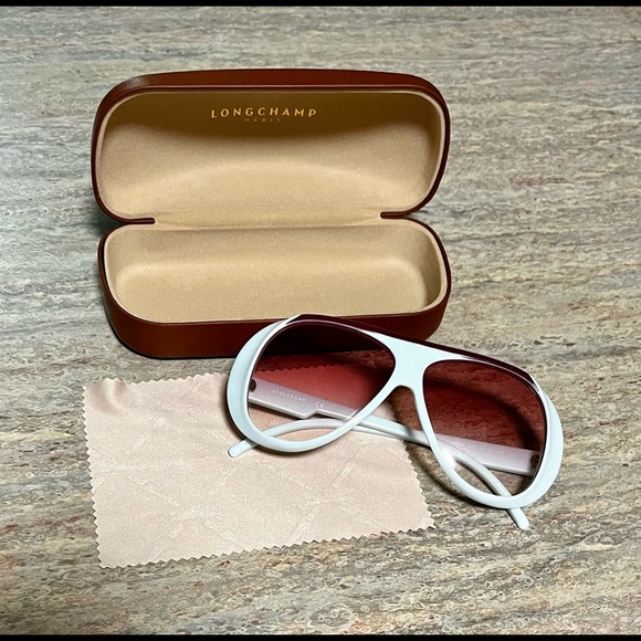 Longchamp sunglasses w/ case & cleaning cloth LO664S - Picture 5 of 16